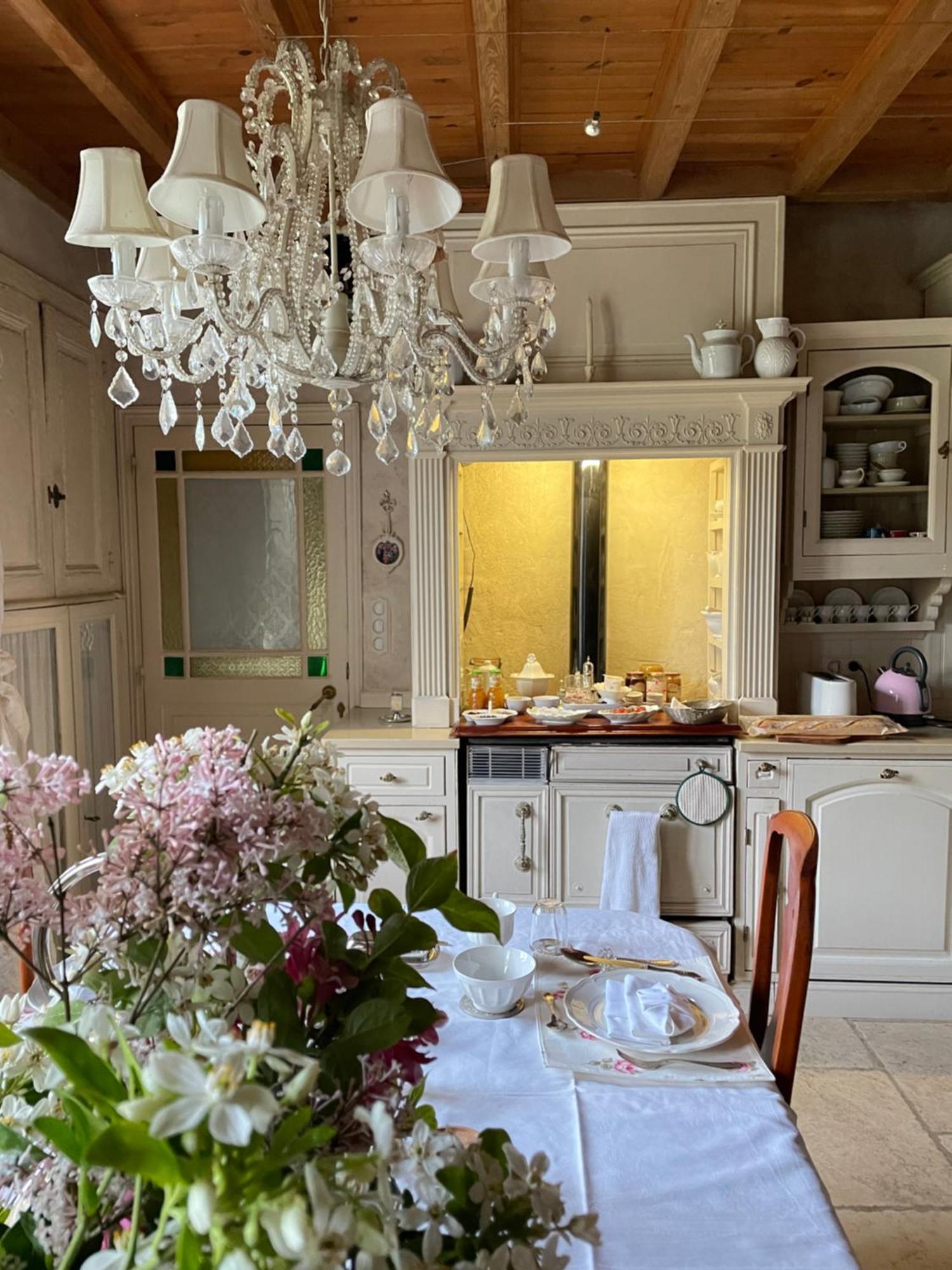 Nueil-sur-Layon Chambre De Charme Dans Un Jardin De 1500M2 المظهر الخارجي الصورة
